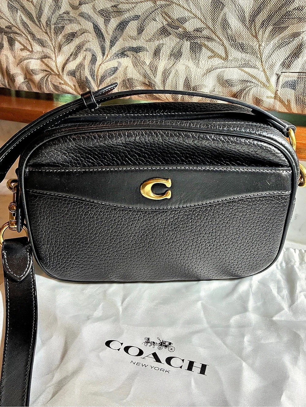 Coach Knox Camera Bag Black Crossbody Bag